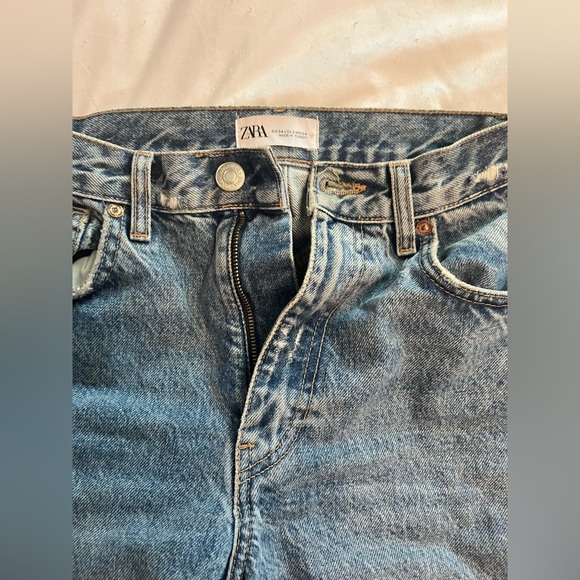 ZARA WIDE LEG JEANS - Picture 2 of 3